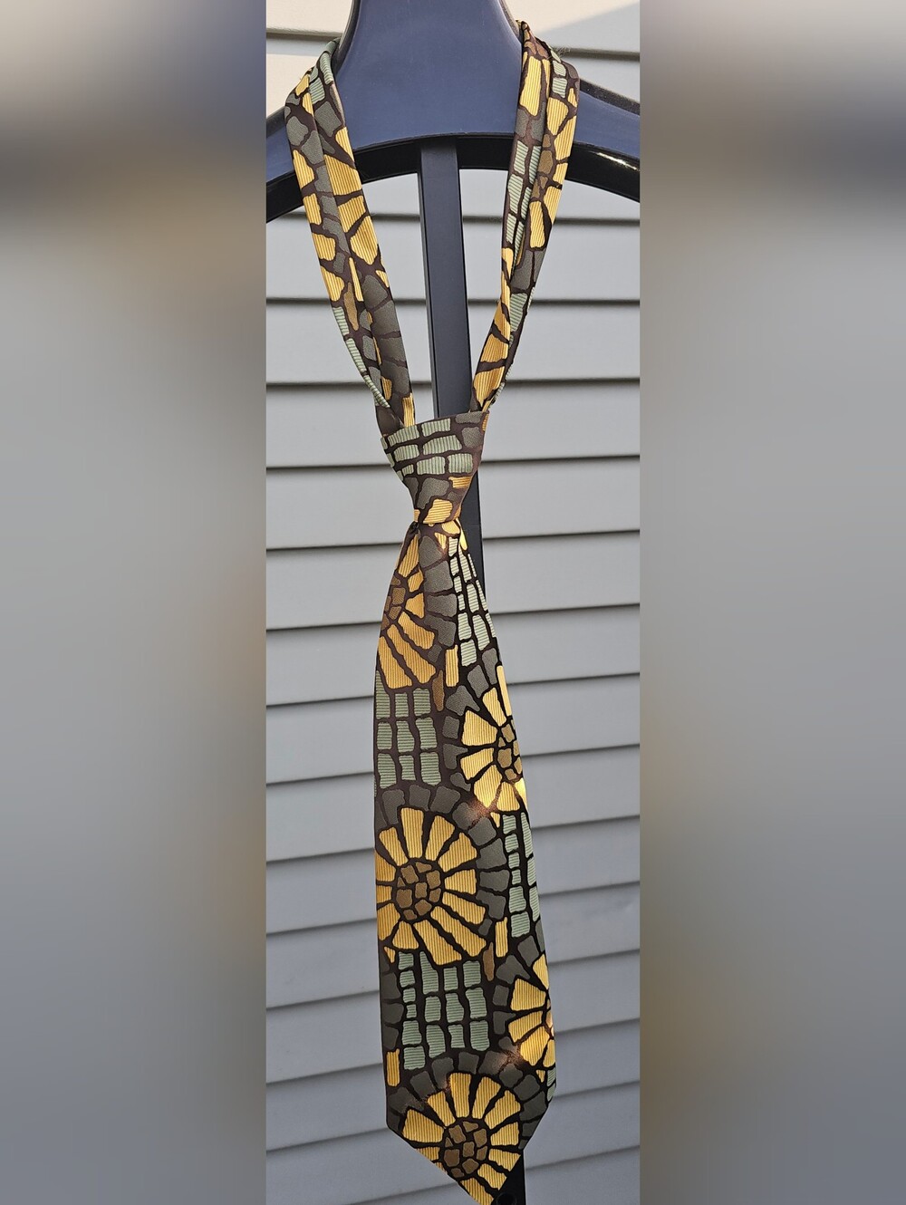 Pierre Currie VINTAGE Floral Mosaic Tie